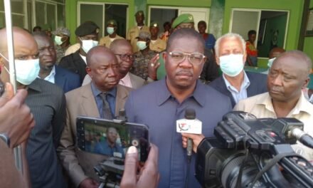 Primeiro-ministro promete tomar medidas para acabar com  comercialização de combustível em contentores improvisados  