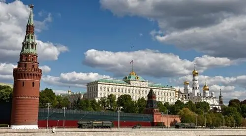 Rússia/Kremlin avisa que “Mundo vai ficar mais perigoso” com acordo nuclear com EUA expirado