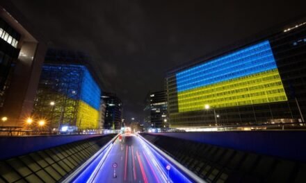 Bélgica/União Europeia reage aos quatro anos de guerra com demonstrações firmes de apoio à Ucrânia