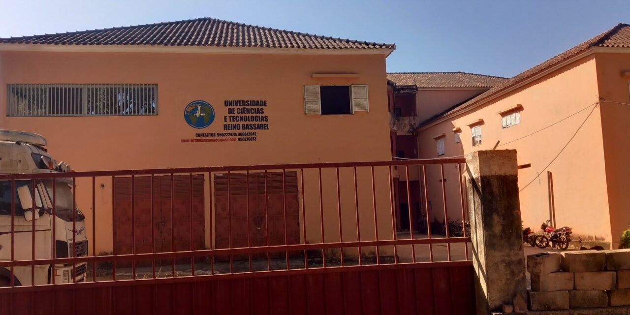 Regiões/ PCA da UCTB de Canchungo aposta no reforço da capacitação docente para melhorar a qualidade do ensino