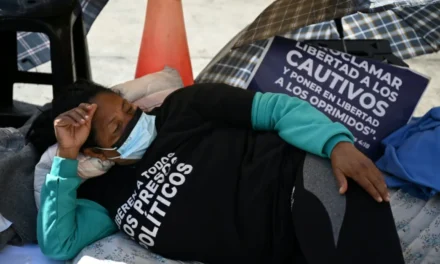 Venezuela/ Presos políticos fazem greve de fome em protesto contra alcance limitado da nova lei de amnistia