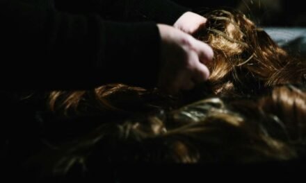 Espanha/Estudo aponta que extensões de cabelo são cocktail perigoso de toxinas