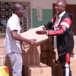 Farmácia Sónia doa 35 caixas de diferentes medicamentos ao Hospital de Bafatá  para tratamento de doentes vitimas de queimaduras