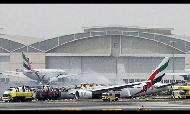 EAU/Tráfego aéreo em Dubai é parcialmente retomado após suspensão por incêndio causado por drone