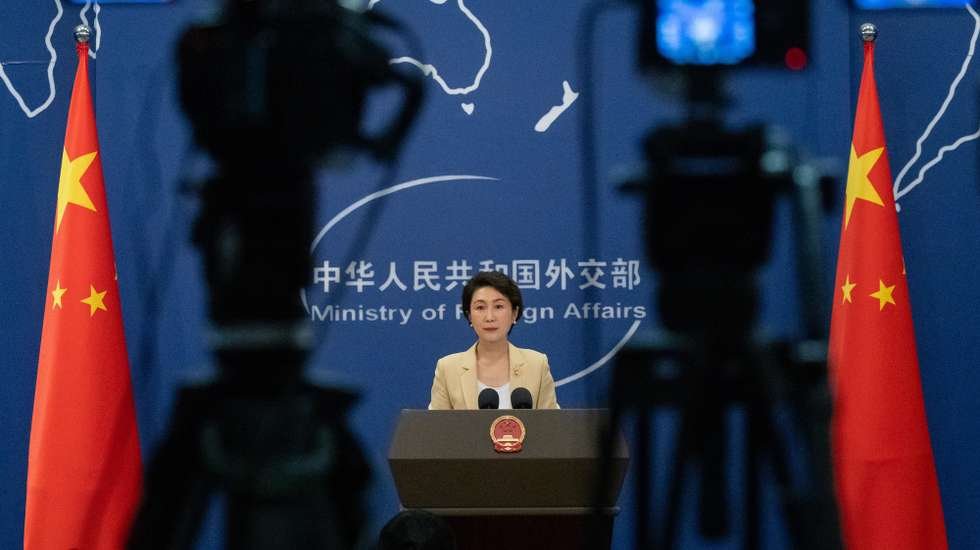 China/ Governo pede cessar de operações militares e destaca importância estratégica de Ormuz