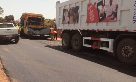 Regiões/Secretário Regional de Biombo louva iniciativa do Governo de  alcatroar estrada Quinhamel/Piquil