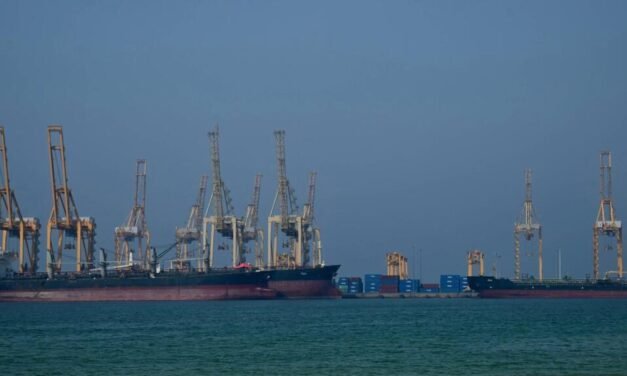 Guerra no Oriente Médio/ Preços do gás e do petróleo disparam