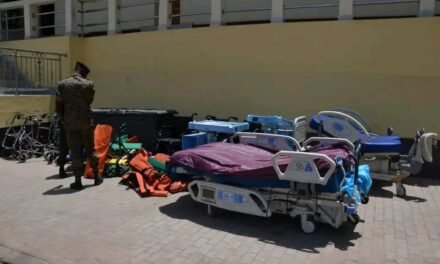 ONG “Caminho para o Desenvolvimento “, doa materiais ao Hospital Militar Principal