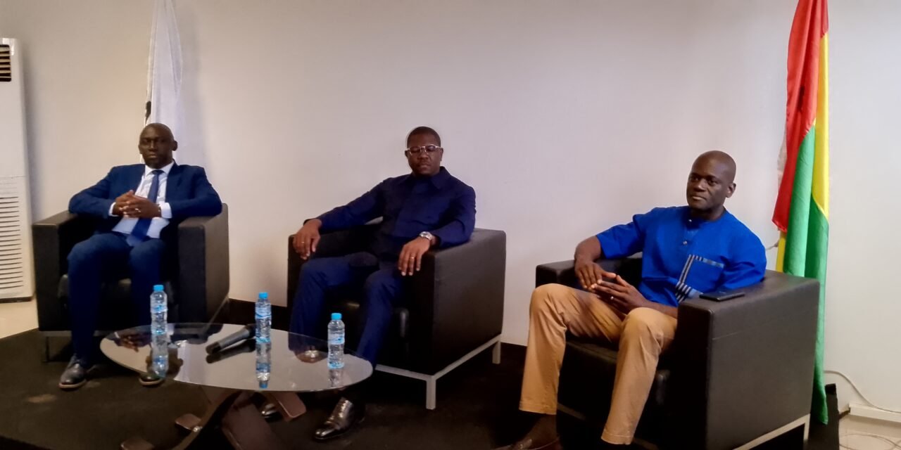 Primeiro-ministro enaltece desempenho da ARN, mas lamenta “falhas” de comunicações em algumas localidades do país