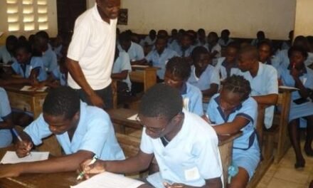 ” O Governo irá assumir as despesas dos exames nacionais em todo o território da Guiné-Bissau”, diz Carlos Nhaga