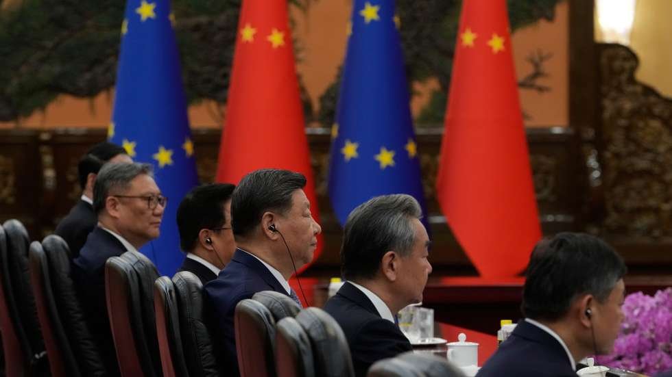 China/Governo ameaça retaliar contra lei industrial da UE que considera discriminatória