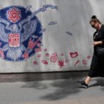 Médio Oriente/Iranianas desafiam o regime e circulam sem véu nas ruas após cessar-fogo