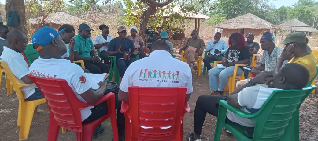 Regiões /jornalistas e Kumpuduris de Paz realizam  primeiro encontro  em Mansôa