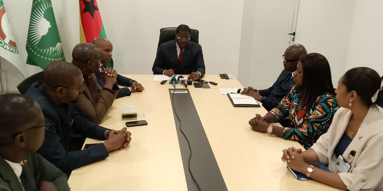 PM diz que o país saiu reforçado de “ganhos significativos” das reuniões do  Banco Mundial e  FMI em Washington