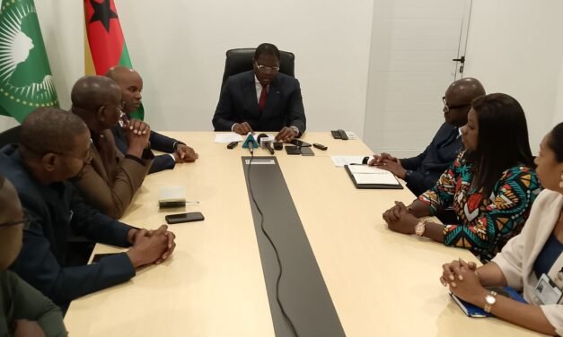 PM diz que o país saiu reforçado de “ganhos significativos” das reuniões do  Banco Mundial e  FMI em Washington