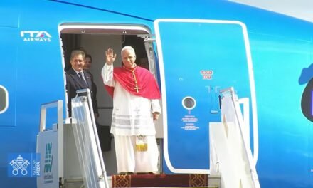 Camarões/ Papa Leão XIV inicia visita de três dias