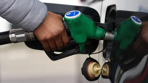 Portugal/Petróleo cai mais de 15% para abaixo dos 100 dólares após anúncio de cessar-fogo no Irão