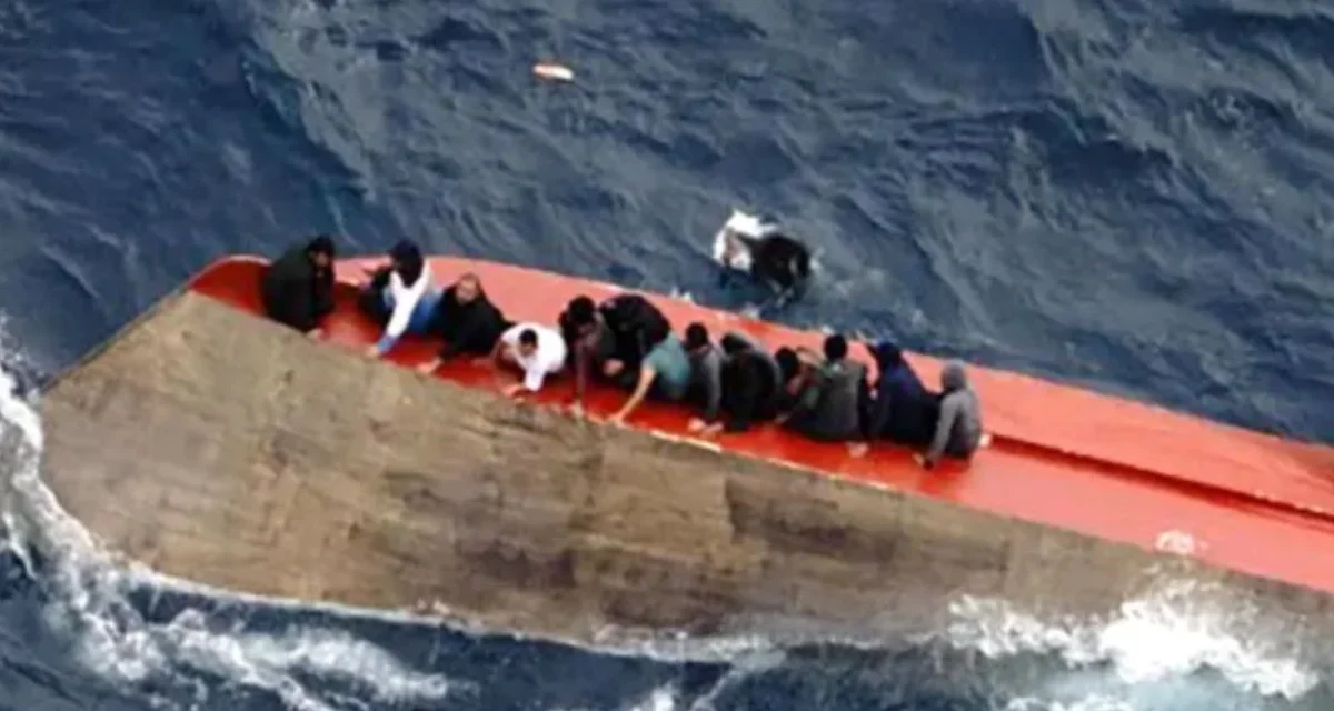 Líbia/Barco com 105 pessoas naufraga no Mediterrâneo e  70 estão desaparecidas