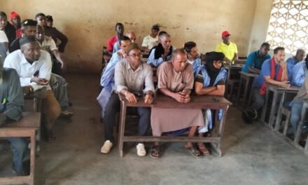 Regiões/Delegado Regional de Comércio de Oio pede envolvimento de todos no controle do preço da castanha