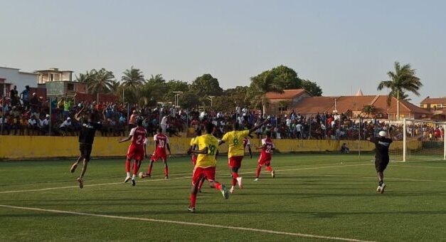 Cupelum derrota Benfica e lidera a Guinés-Liga  