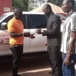 Regiões/ Governador da Região de Biombo entrega viatura ao Comité de Estado de Prábis