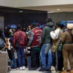 África do Sul/Voo de deportação expõe violência xenófoba neste país africano