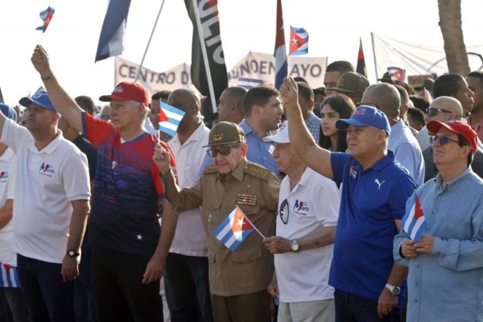 Cuba/Presidente Miguel Díaz-Canel defende direito do país a responder se EUA atacarem