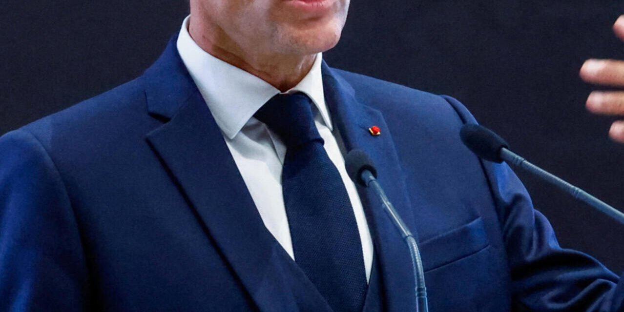 França/Macron propõe nova política francesa na África, com foco em segurança, migração e valorização das diásporas