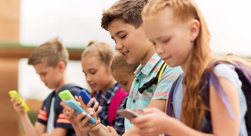 Suíça/Nações Unidas declaram “prioridade urgente” proteger crianças do mundo digital
