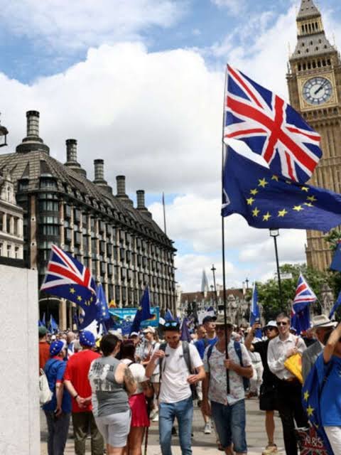Reino Unido/Referendo do Brexit completa 10 anos, em meio a nova crise política no Reino Unido