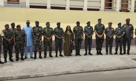 CEDEAO/Chefes de Estado-Maior da organização reúnem-se com autoridades de transição da Guiné-Bissau
