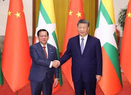 China/Presidente XI Jinping perspectiva  com homólogo de Mianmar o   fortalecimento da cooperação bilateral