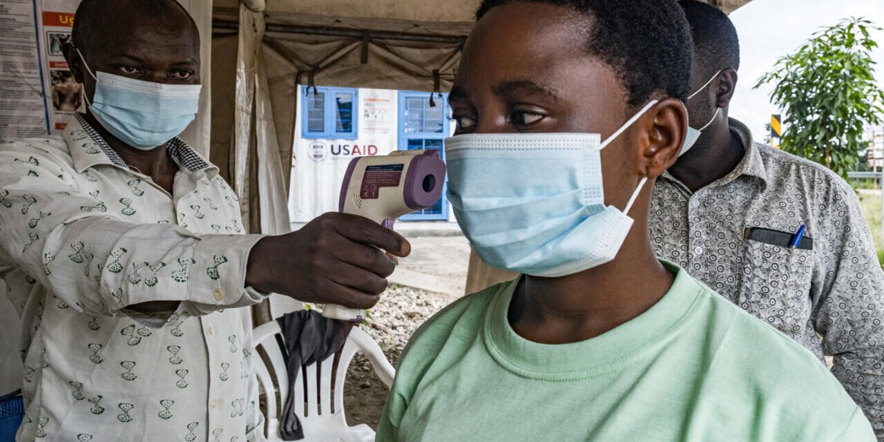 Suíça/ OMS e Unicef alertam para uma epidemia de ébola que se espalha em uma escala subestimada