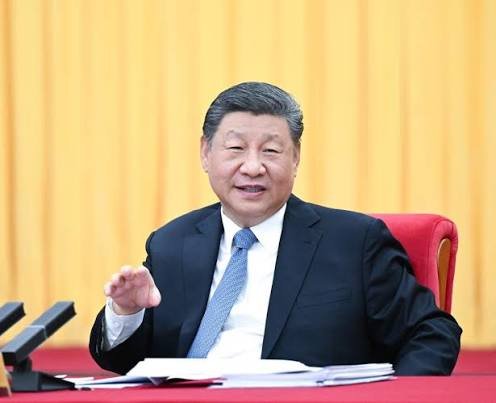 China/ Presidente Xi Jinping publica terça-feira um artigo sobre  fortalecimento da educação, ciência , tecnologia e desenvolvimento de talentos