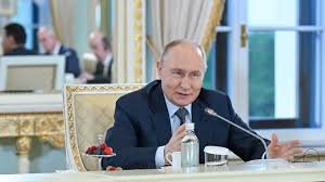 China/Putin diz que forte relacionamento entre chefes de Estado sustenta os laços Rússia-China