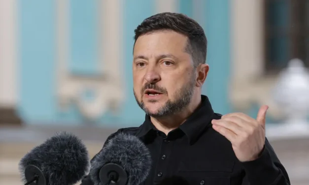 Ucrânia/Zelensky propõe encontro frente-a-frente em carta aberta a Putin