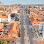 VISTA DA AVENIDA AMÌLCAR CABRAL EM BISSAU