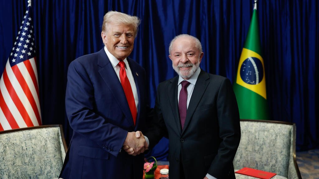 Brasil/ Governo  rejeita novo tarifaço de Trump e aplicará Lei de Reciprocidade
