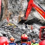 China/Xi pede esforços científicos nas operações de busca e resgate após desabamento de montanha em Chongqing
