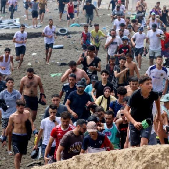 Espanha/Chegada massiva de migrantes do Marrocos em Ceuta deixa mortos e europeus buscam conter crise