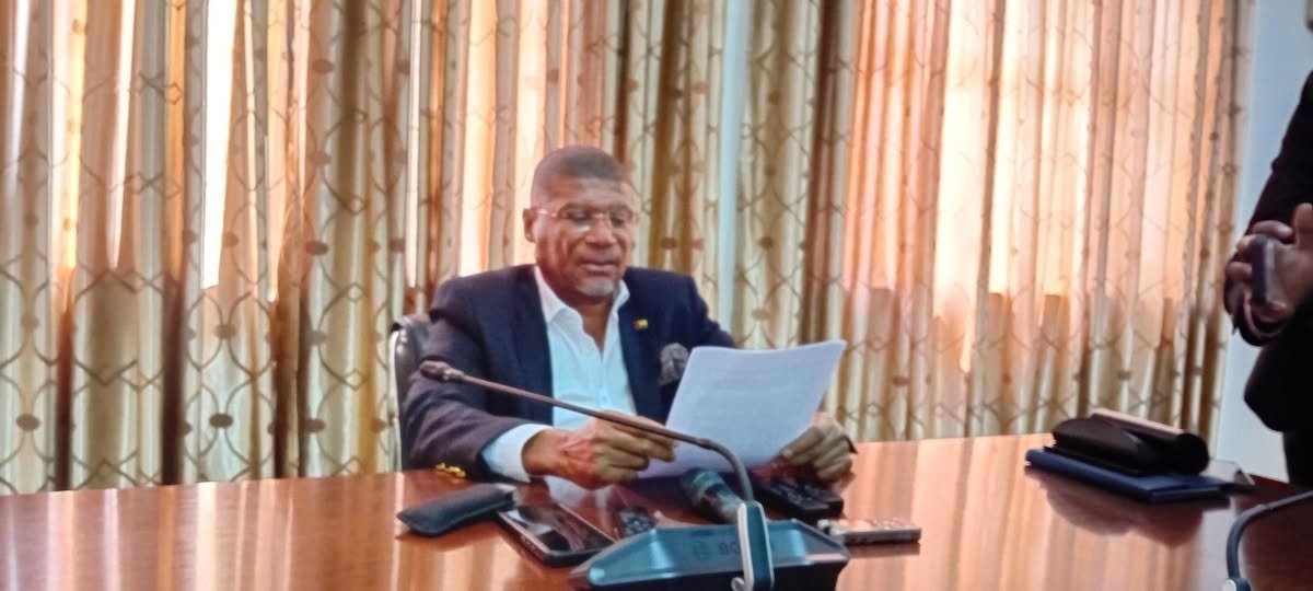 Conselho Nacional de Transição (parlamento) anuncia “congelamento” de relações com novo Governo de Cabo Verde