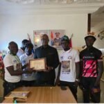 Gâmbia/ Embaixador  Luís  Barros distinguido pelo  apoio à 1ª  Grande Etapa Ciclista