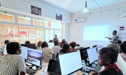 Impact Hub Bissau reforça competências digitais de 50   mulheres e raparigas na Guiné-Bissau