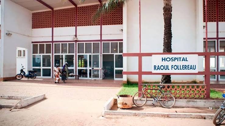 Mais de 15 salas de internamento do Hospital Raul Follereau estão desactivadas devido problemas estruturas no sistema de esgoto