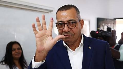 São Tomé e Príncipe/ Carlos Vila Nova reeleito Presidente com 55,94% dos votos