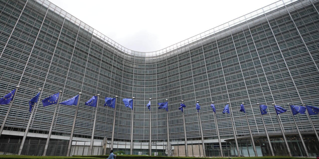 Bélgica/UE fecha acordo sobre novas sanções contra a Rússia que visam setor energético e bancário