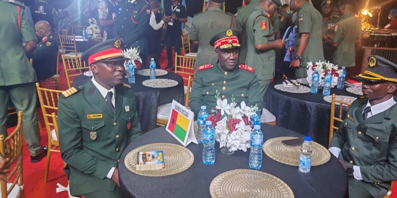 Forças Armadas/CEMGFA participa do IIIº Fórum de “Forças Terrestres de África” em Abuja