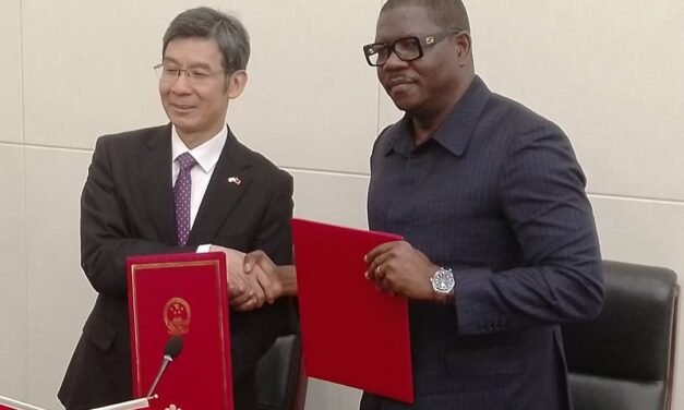 Guiné-Bissau beneficia de perdão de divida da República Popular da China no valor de 6.344.060.000 FCFA