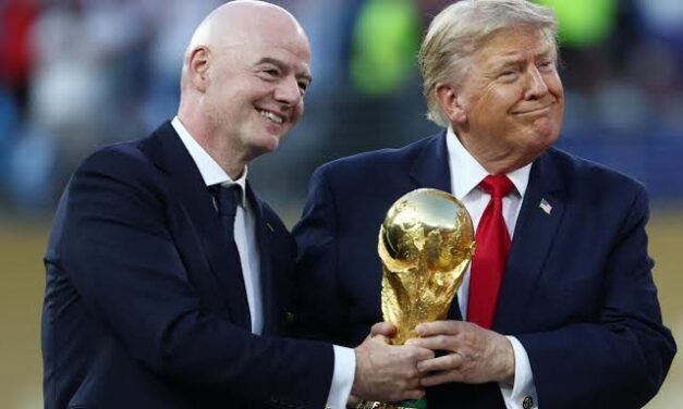 França/’A Fifa não pode continuar usando o nosso esporte para enriquecer a si mesma’, diz UEFA