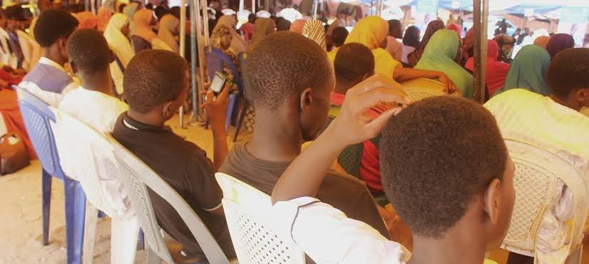 Nigéria/Quadrilha liberta 48 crianças após pagamento de resgate